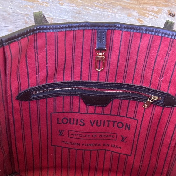 LV Neverfull MM bought at Bloomingdales - Picture 8 of 10